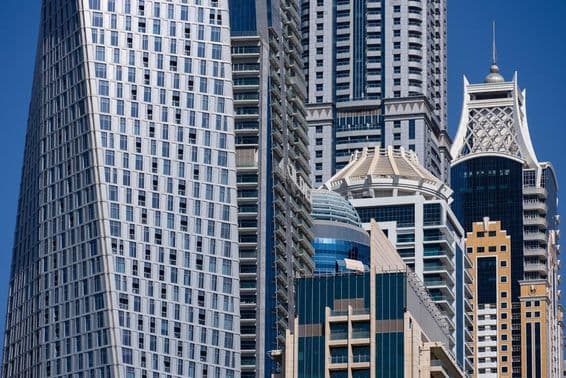 दुबई गगनचुंबी इमारतें।