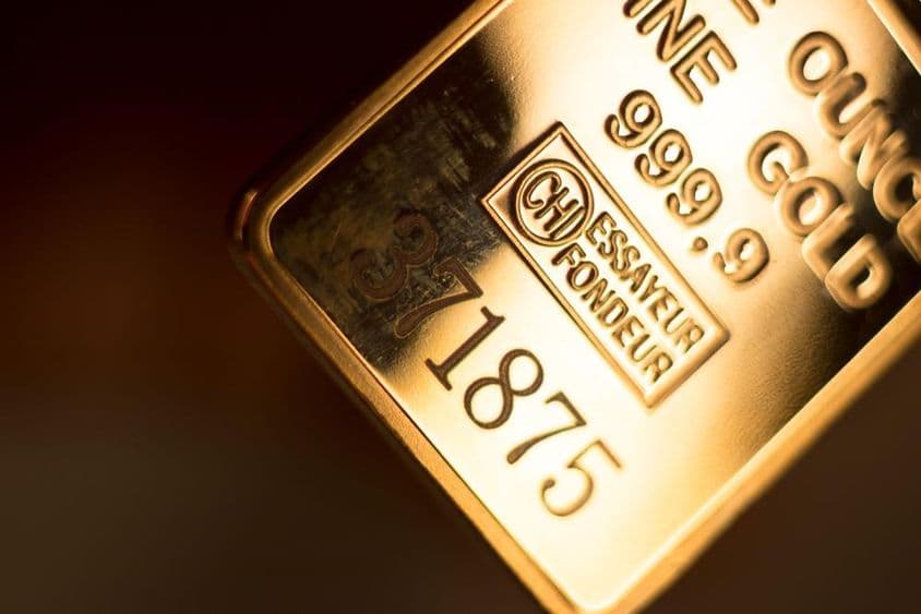 सोना 999.9 शुद्धता।