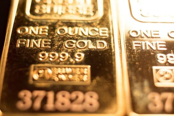 999.9 शुद्धता वाले स्वर्ण बार