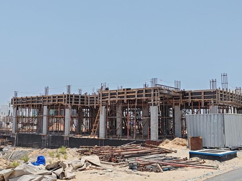 निर्माणाधीन दुबई भवन।