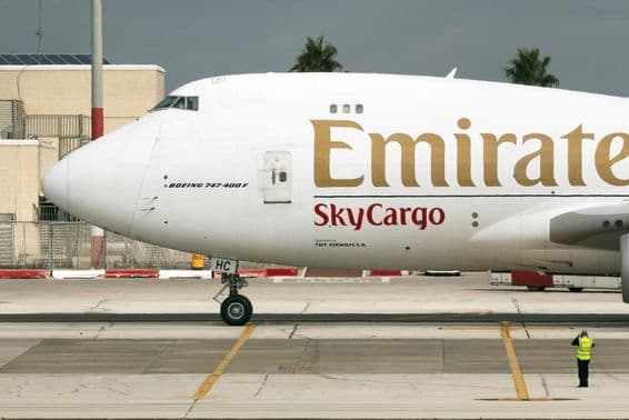 एमिरेट्स स्काई कार्गो बोइंग 747-4HAF/ER/SCD।