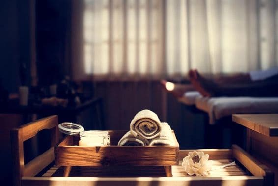 स्पा सैलून चिकित्सीय उपचार