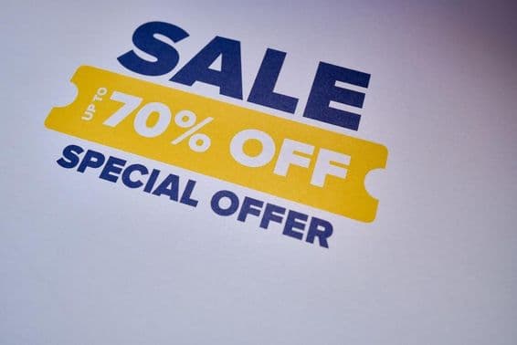 विशेष प्रस्ताव टैग के साथ 70% तक की छूट।