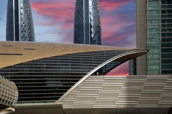 दुबई मेट्रो, संयुक्त अरब अमीरात।