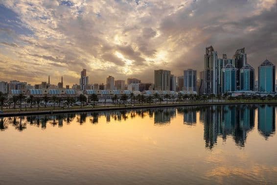 शारजाह का केंद्रीय सूक की प्रतिष्ठित इमारत।