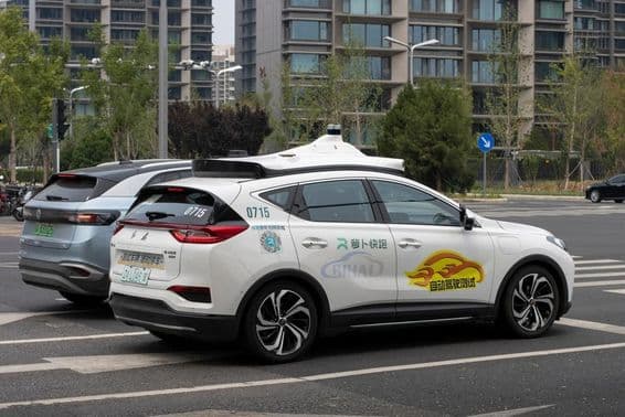 चीनी टेक दिग्गज Baidu का स्व-चालित रोबोटक्सी।