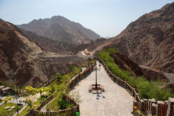 शारजाह पहाड़ों में सुंदर पार्क।