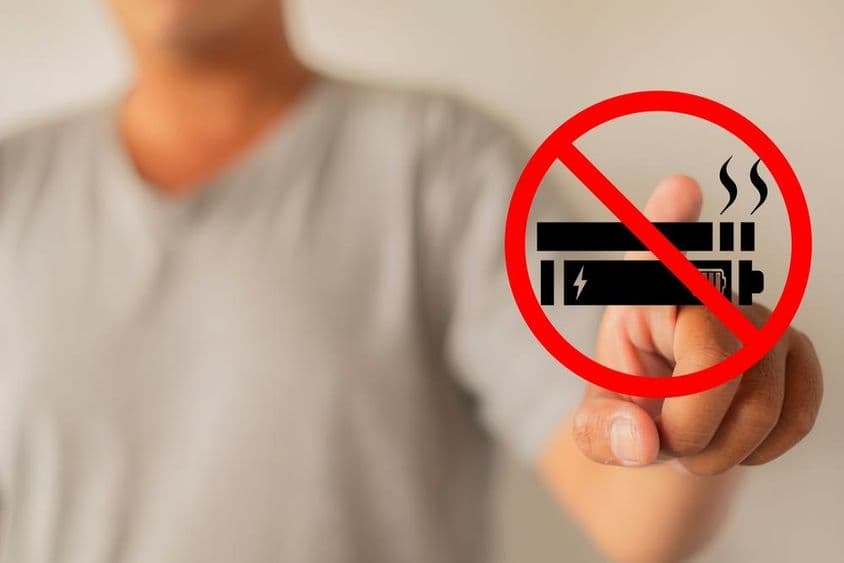 धूम्रपान न करने का चेतावनी चिन्ह