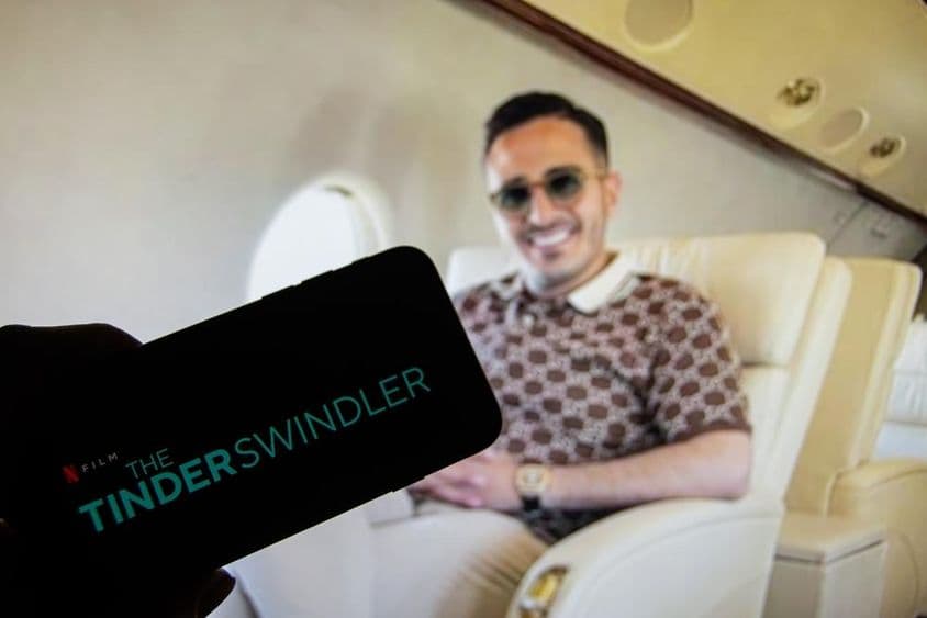 नेटफ्लिक्स की नई फिल्म, द टिंडर स्विंडलर।