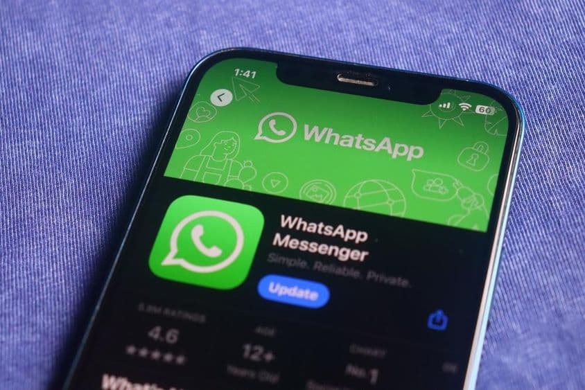 WhatsApp तात्कालिक संदेश ऐप।