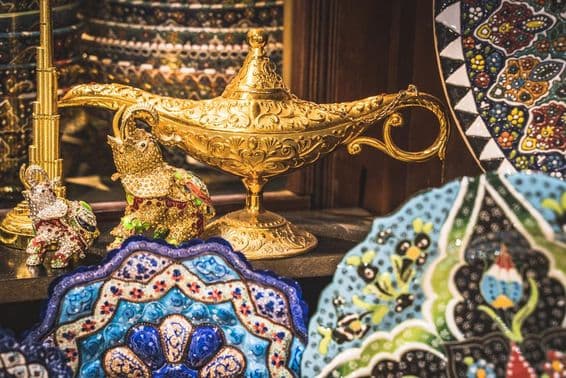 पुराने दुबई में अरब गोल्ड मार्केट।