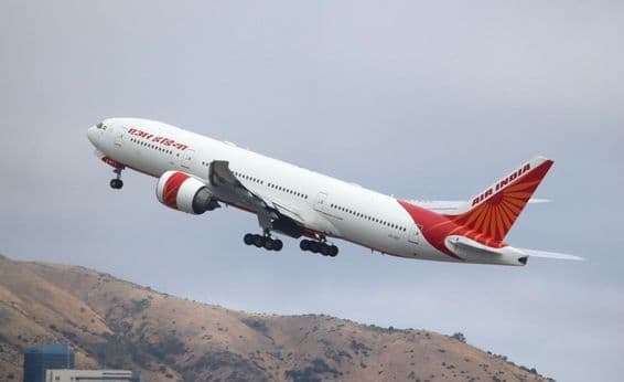 एयर इंडिया बोइंग ७७७-२००एलआर विमान।