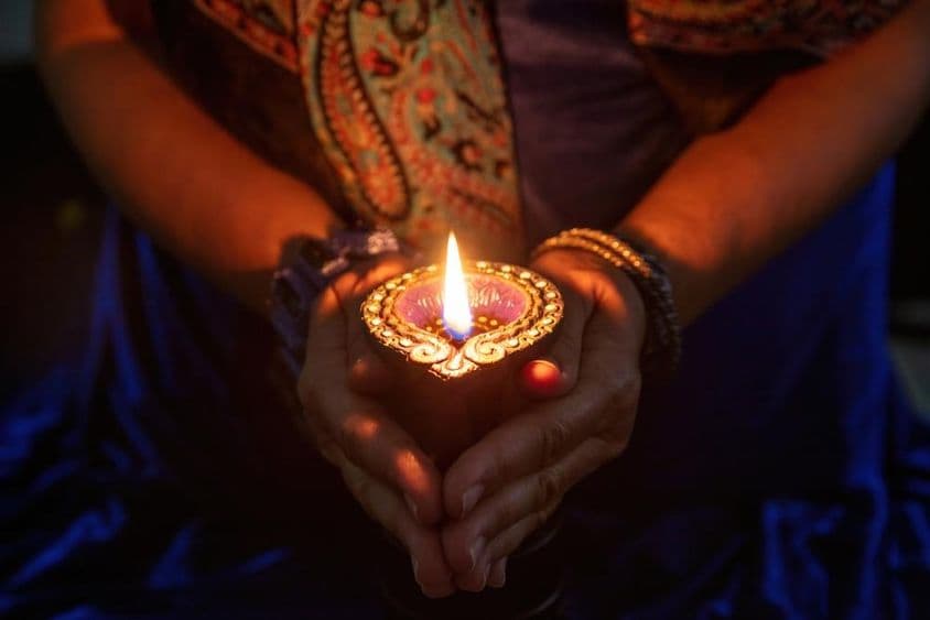 दीवाली, दीपावली हिन्दू त्योहार, रोशनी का उत्सव।